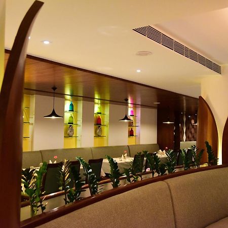 The Royal Comfort Bangalore Extérieur photo