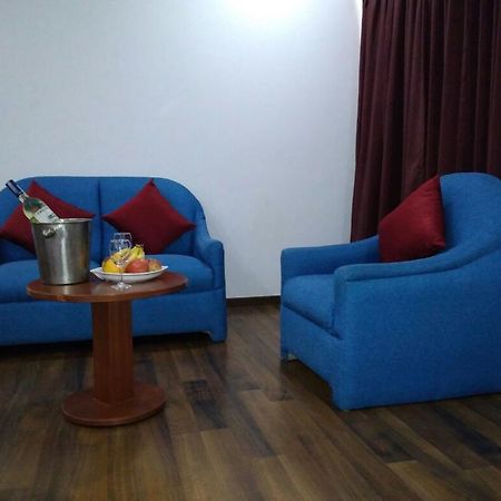 The Royal Comfort Bangalore Extérieur photo
