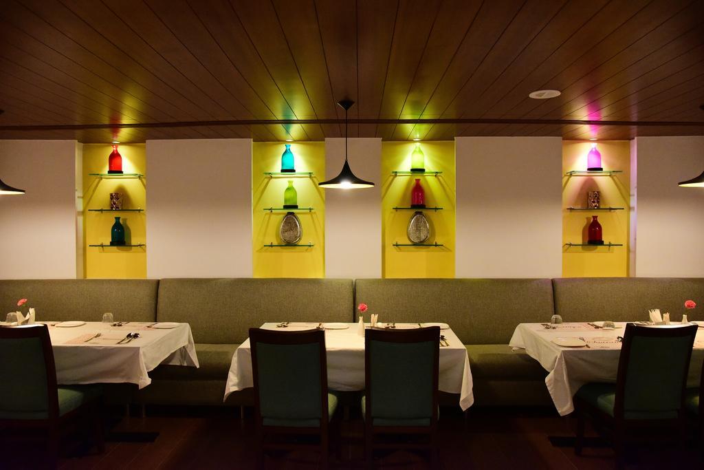 The Royal Comfort Bangalore Extérieur photo