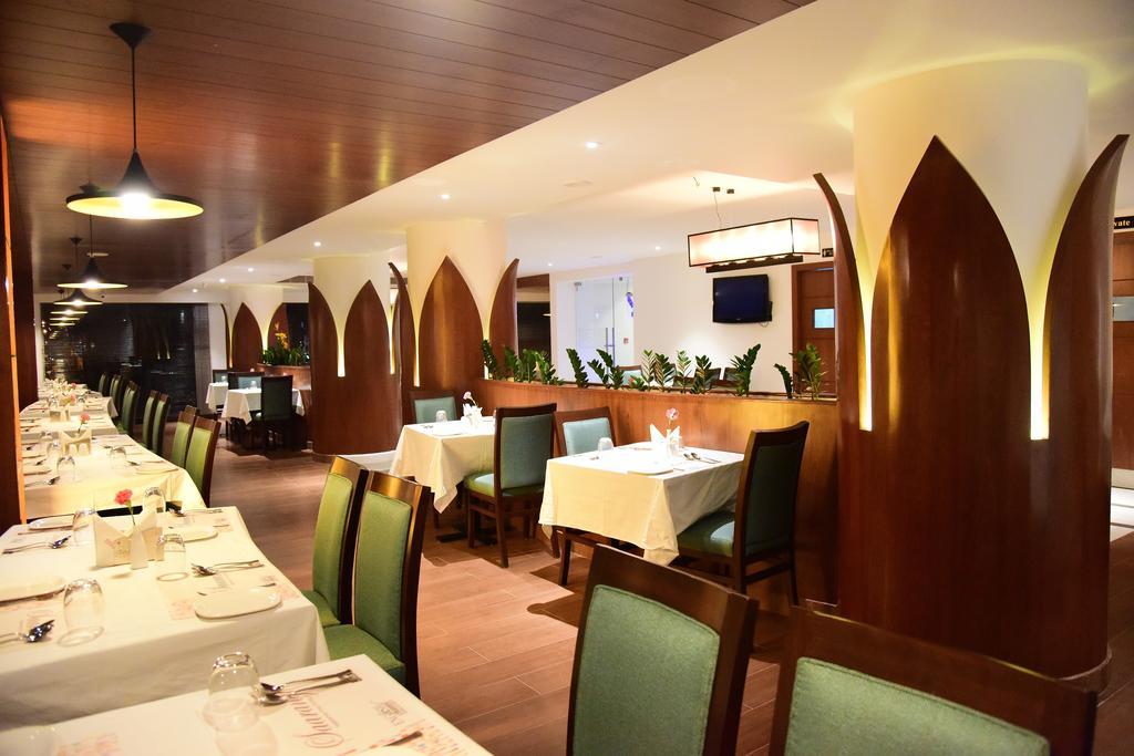 The Royal Comfort Bangalore Extérieur photo