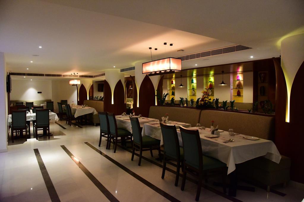 The Royal Comfort Bangalore Extérieur photo
