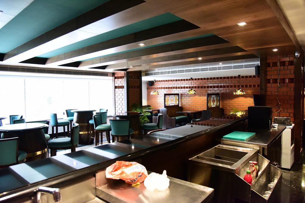 The Royal Comfort Bangalore Extérieur photo