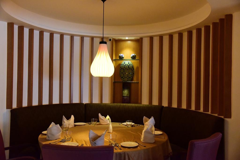 The Royal Comfort Bangalore Extérieur photo