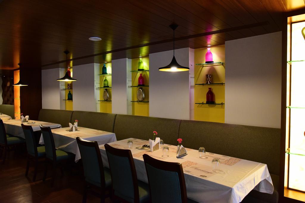 The Royal Comfort Bangalore Extérieur photo