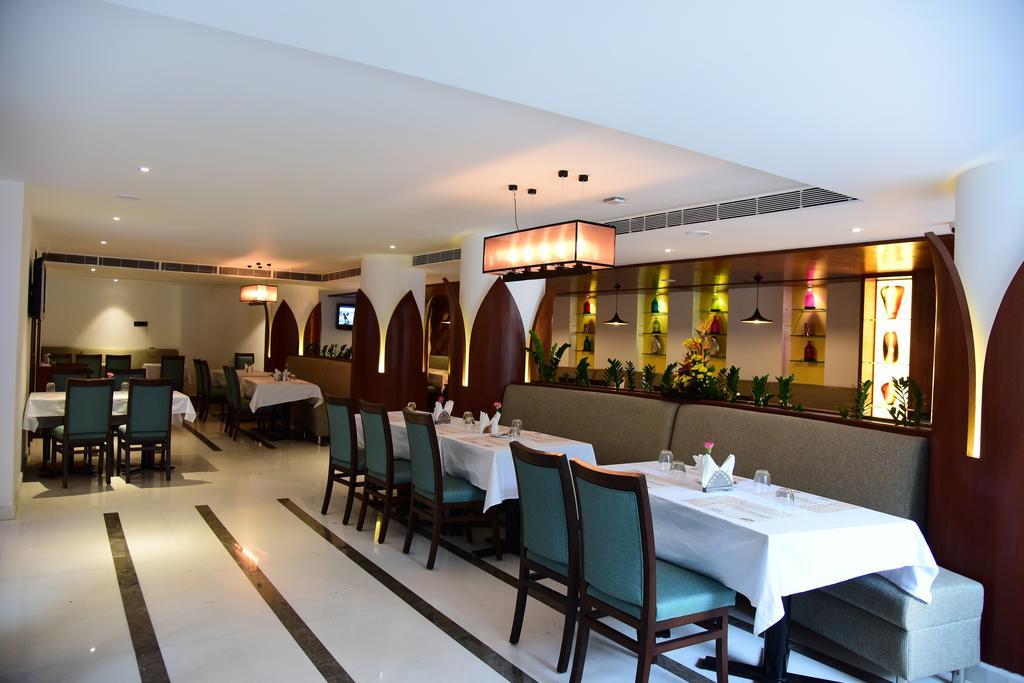 The Royal Comfort Bangalore Extérieur photo