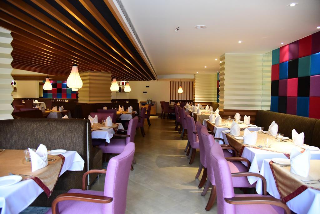 The Royal Comfort Bangalore Extérieur photo